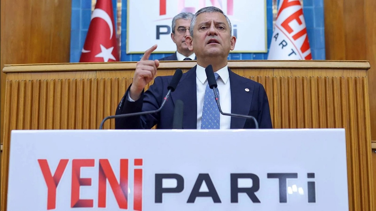 Özgür Özel’den üyelik çağrısı! “Gelin, söz ve karar sahibi olun!”