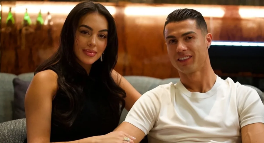 Sözleşmenin detayları gün yüzüne çıktı. Ronaldo, boşanma durumunda Georgina’ya büyük bir mal varlığı ödeyecek