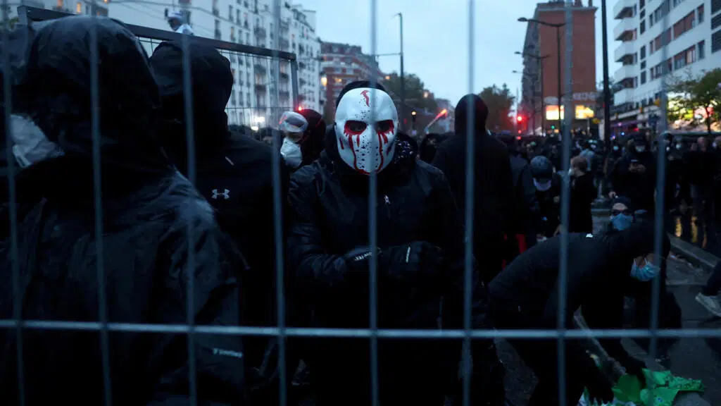 Fransa’da yeni protesto dalgası: 70 bin güvenlik görevlisi hazır bekliyor